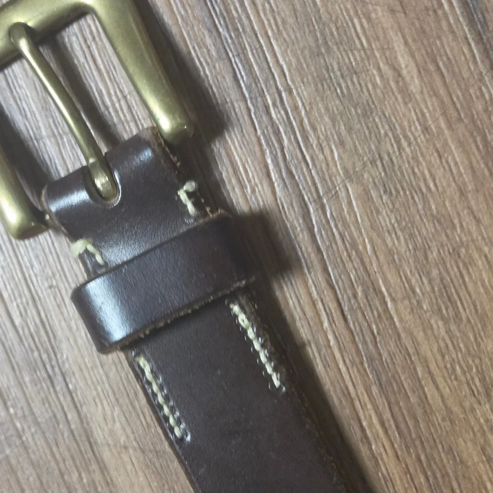Gap Genuine Italian Leather Belt Brass Buckle Contrast Stitch 28 Classic Grunge
